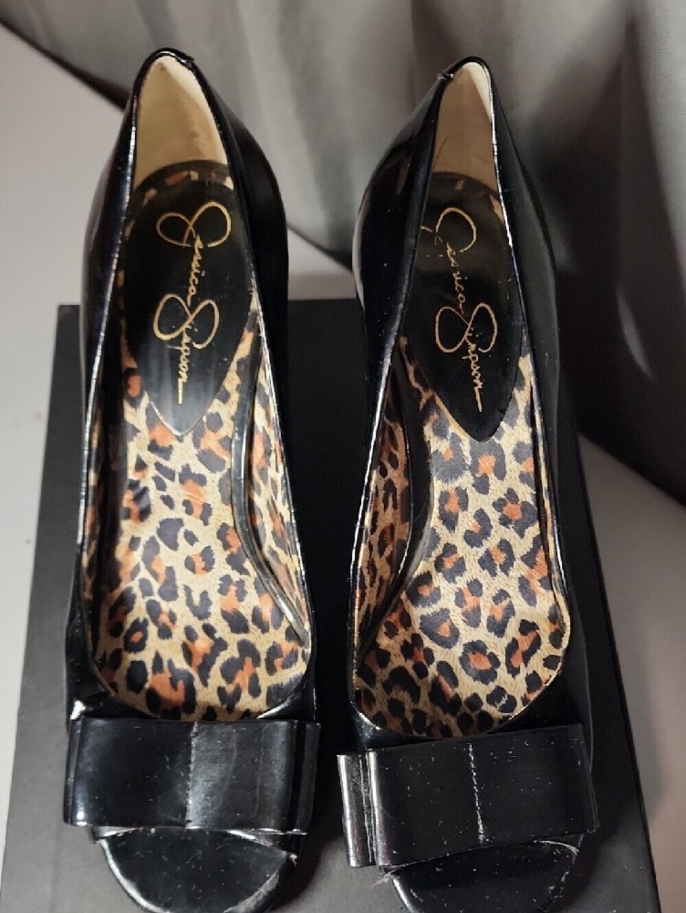Jessica Simpson Black Patent Peep-Toe Heels with Bow - Picture 6 of 9